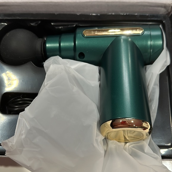 Rechargeable massage gun in box - Picture 4 of 5